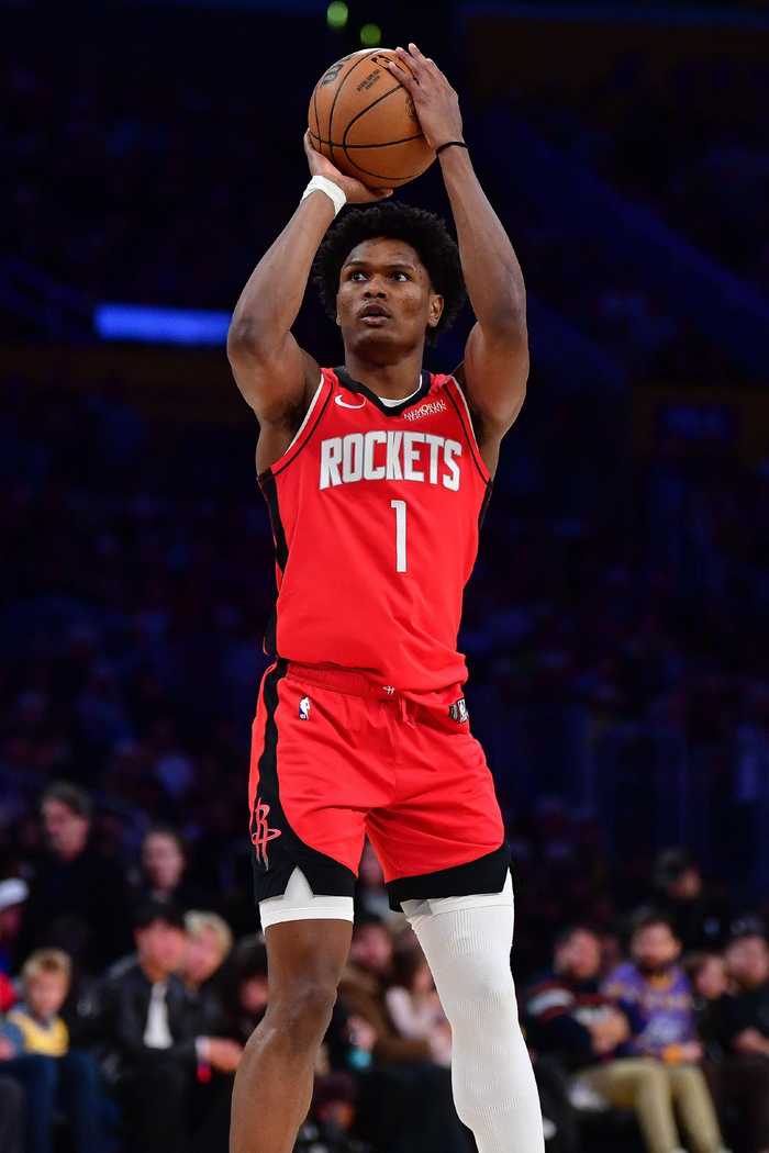 主教练刚愎自用，无组织不引援，失误20+个，怎么赢球？